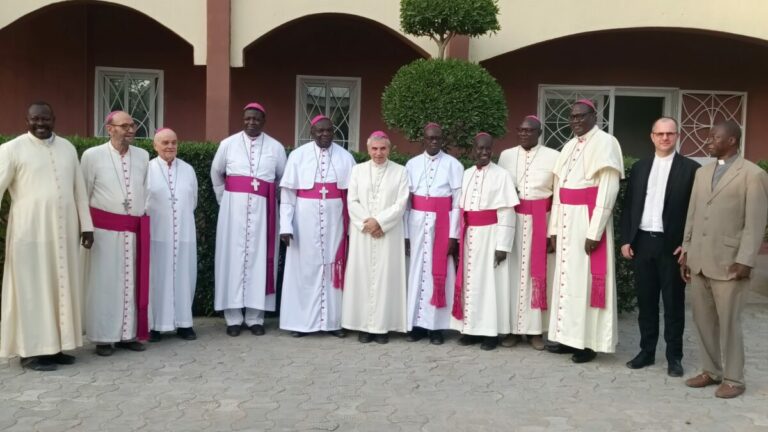 Les Evêques du Tchad